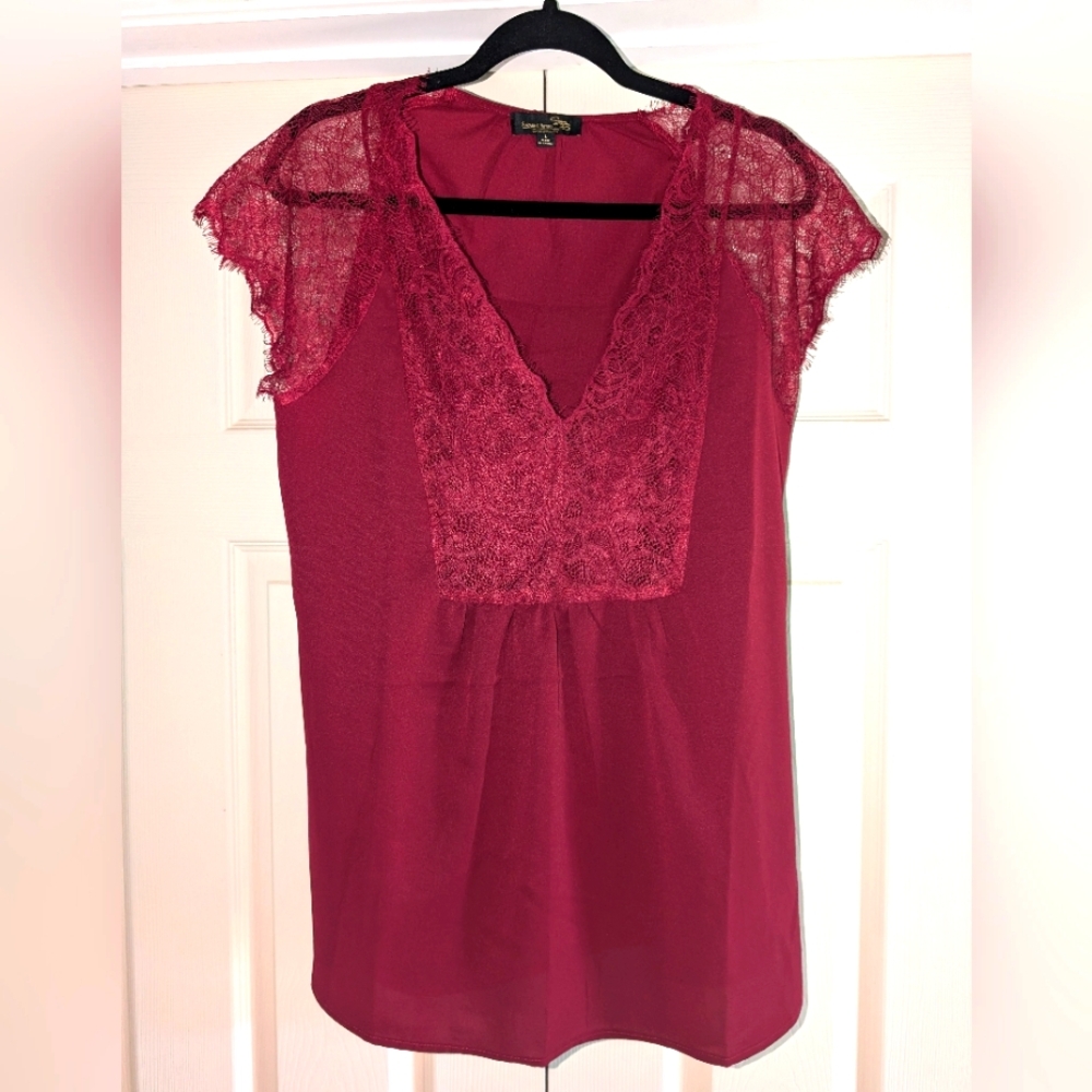 Suzanne Betro Large Maroon Lacey Blouse